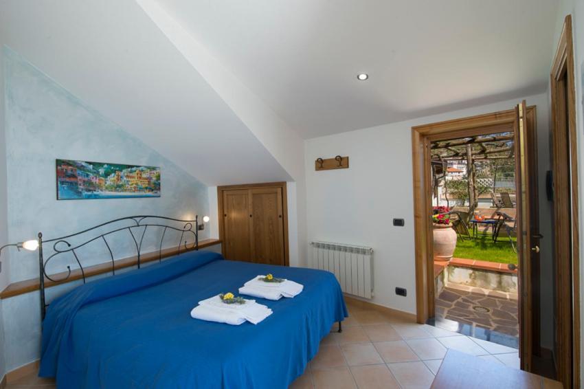 Il Nespolo Bed & Breakfast