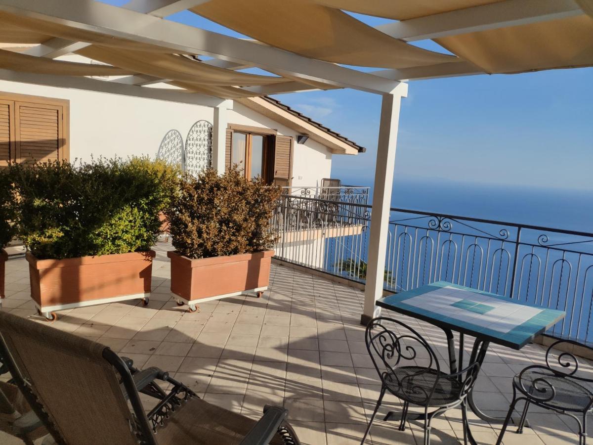 Il Nespolo 3*