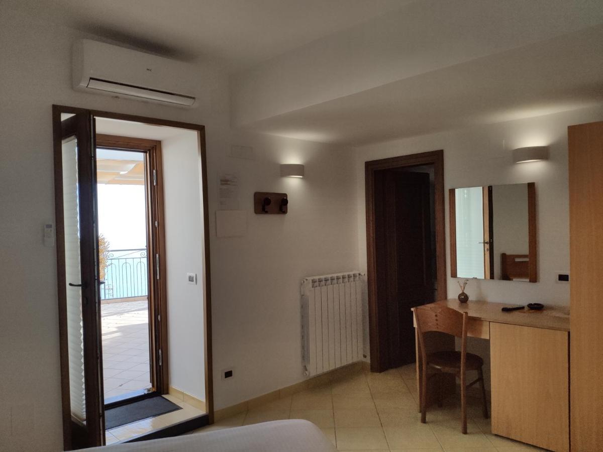 Bed & Breakfast Il Nespolo Furore