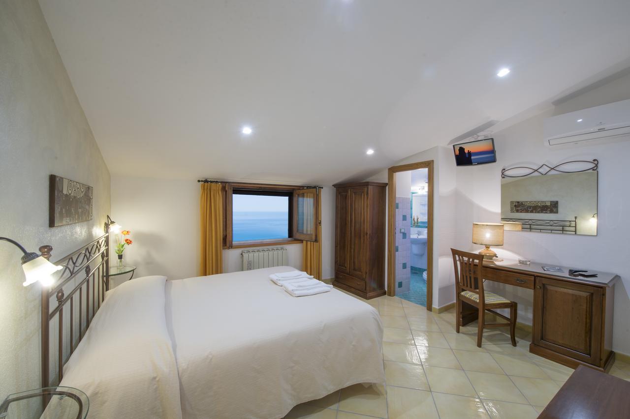 Bed & Breakfast Il Nespolo 3*